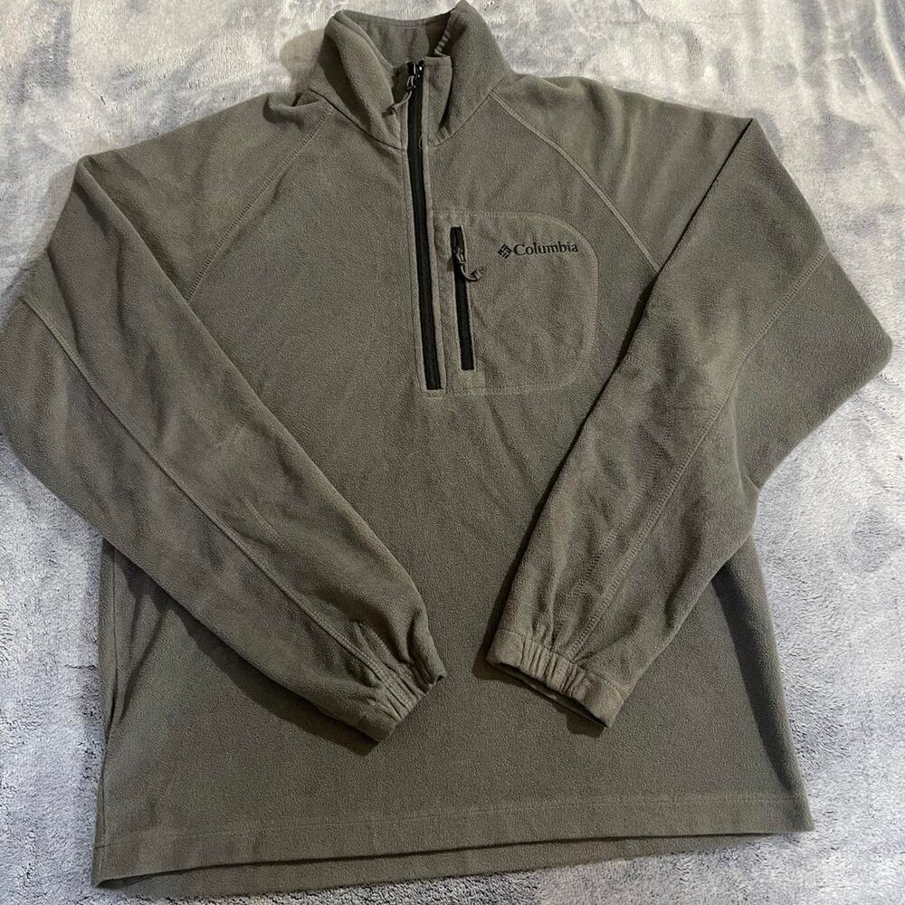 Medium grey columbia fleece pullover